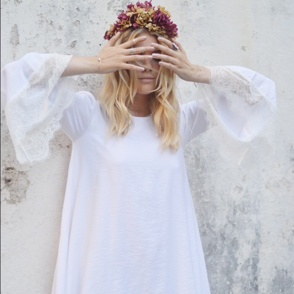 For Love And Lemons White Lace-Sleeve Mini Dress